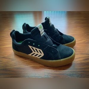 Cariuma Skateboarding Shoes Catiba Pro Black Size 7 Mens 8.5 Womens Worn Once